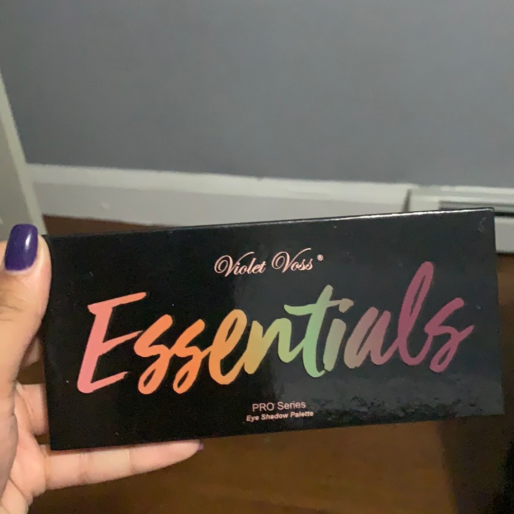 Violet Voss pallet